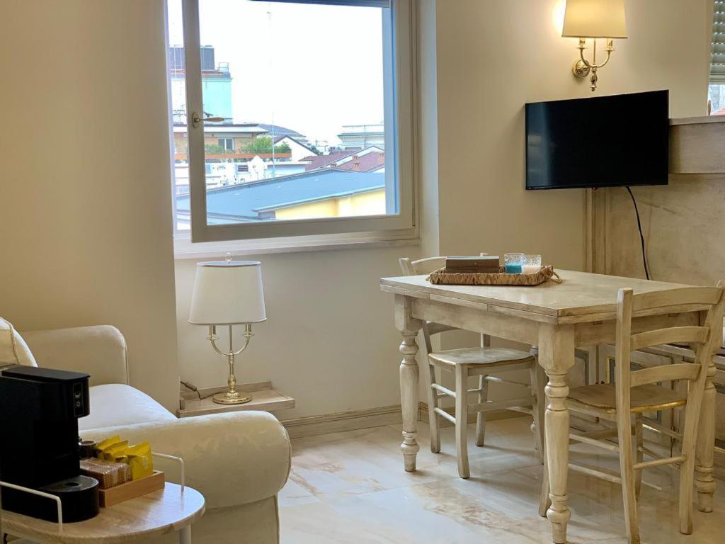 Fifty Eight Suite Milan Duomo View Екстериор снимка